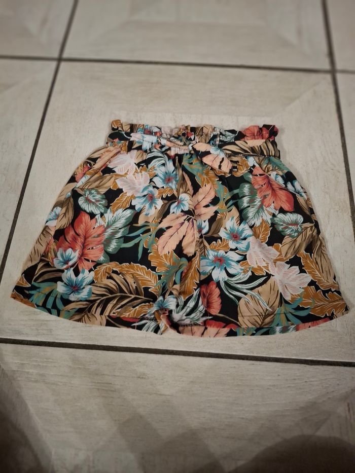 Ensemble short/t-shirt - photo numéro 2
