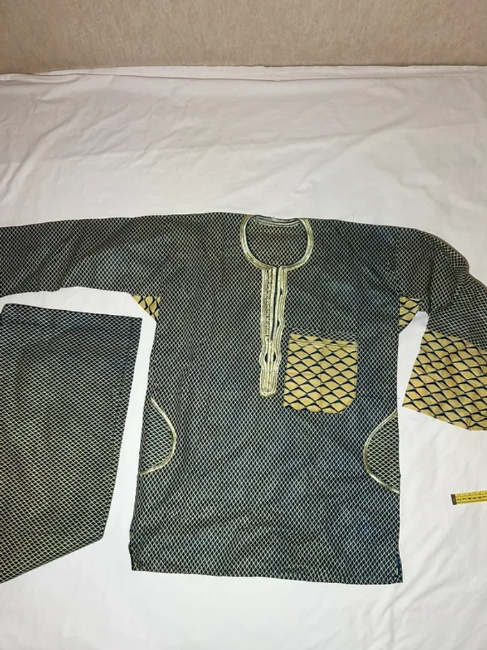 Tenue traditionnelle vintage