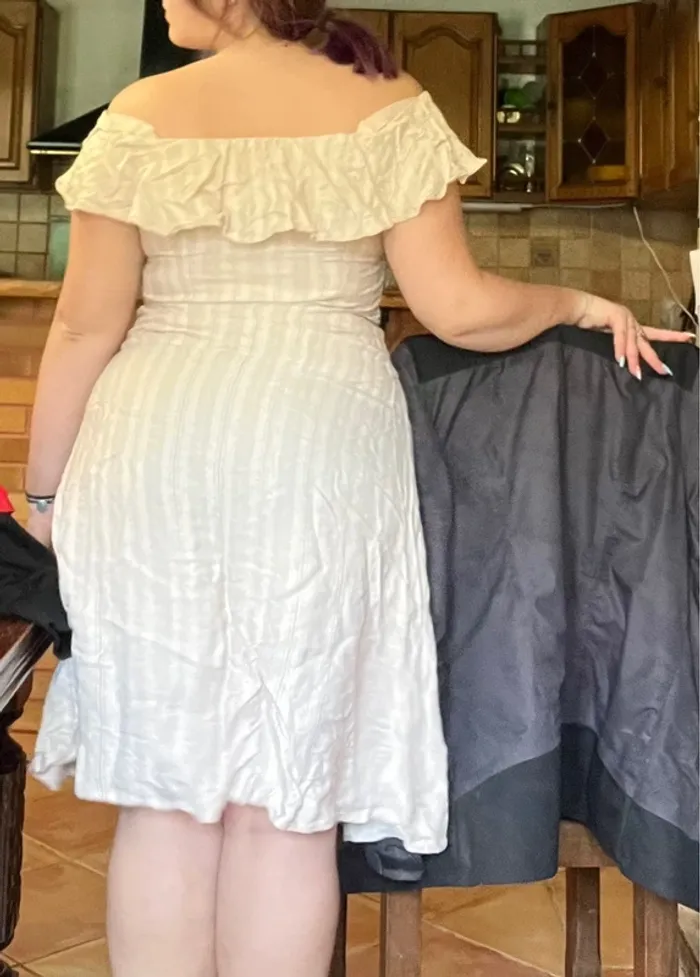 Robe midi blanche à légère rayure grise - photo numéro 5
