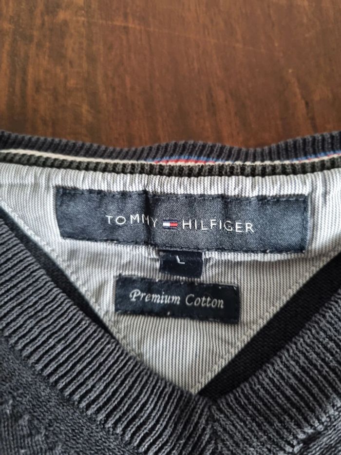 Pull col V Tommy Hilfiger Homme Taille L - photo numéro 3