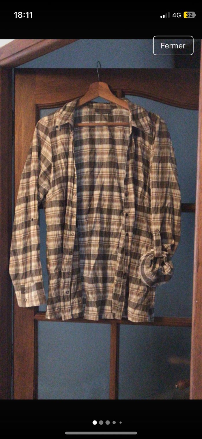 Chemise à carreaux