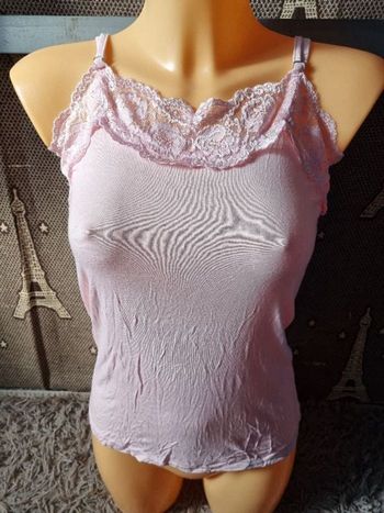 Bustier rose avec broderie 42-44