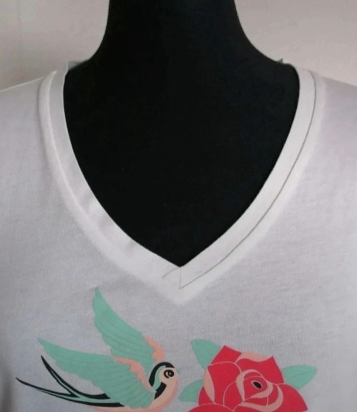 T-shirt blanc Les Petites Bombes taille M - photo numéro 4
