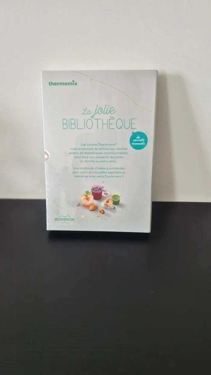 La jolie bibliothèque Thermomix neuf - photo numéro 2