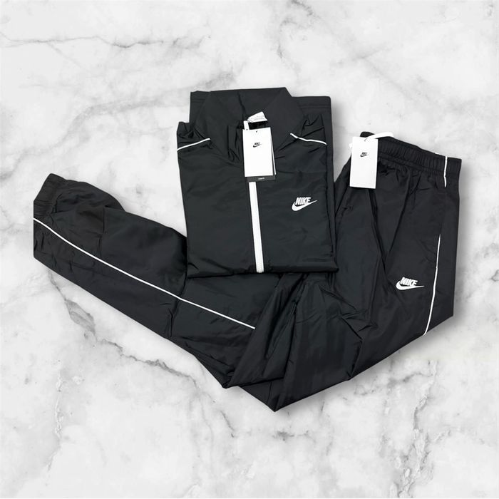 ensemble nike kway noir taille M neuf