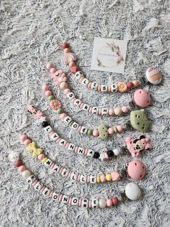 Attache tetine personnalisé