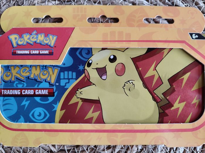 Boîte Pokémon - photo numéro 4