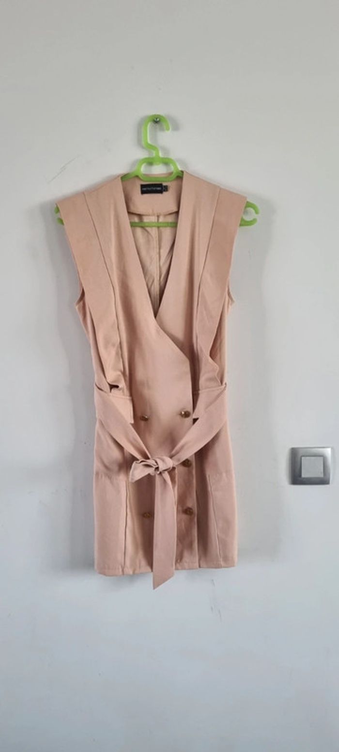 Robe tailleur beige