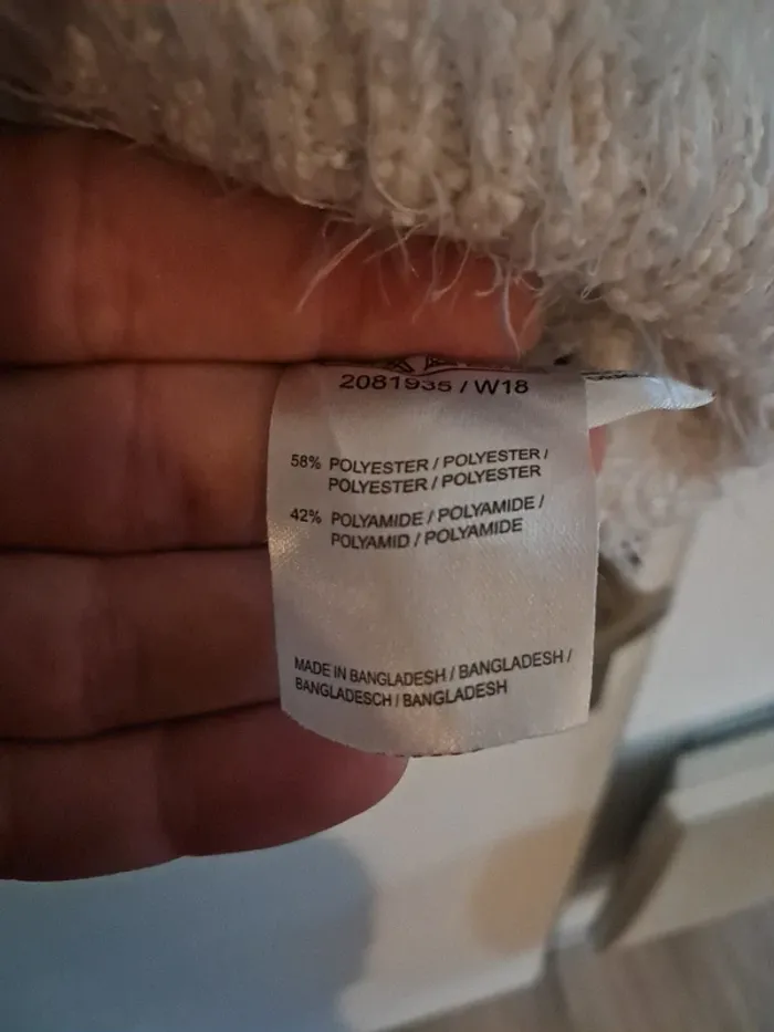 Pull col haut - photo numéro 4
