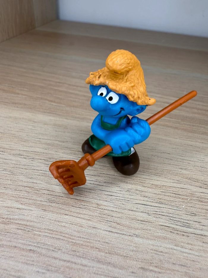 Schtroumpfs paysan schleich