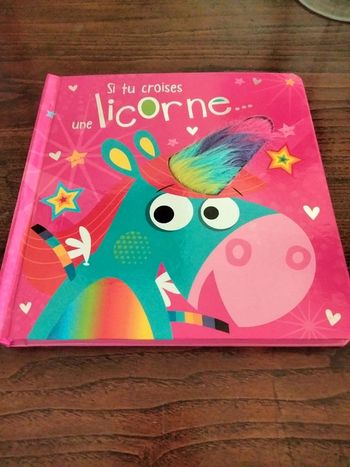 Livre si tu croises une licorne c'est ton jour de chance 123 soleil