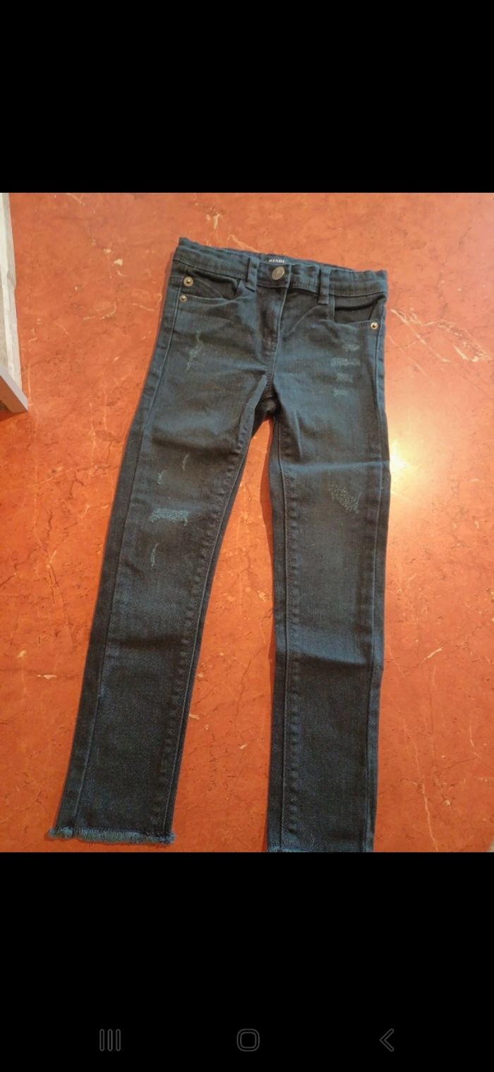 Jean fille taille 3 ans