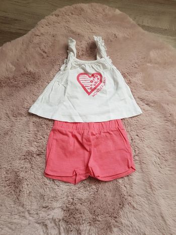 Short et tee shirt fille 3 mois