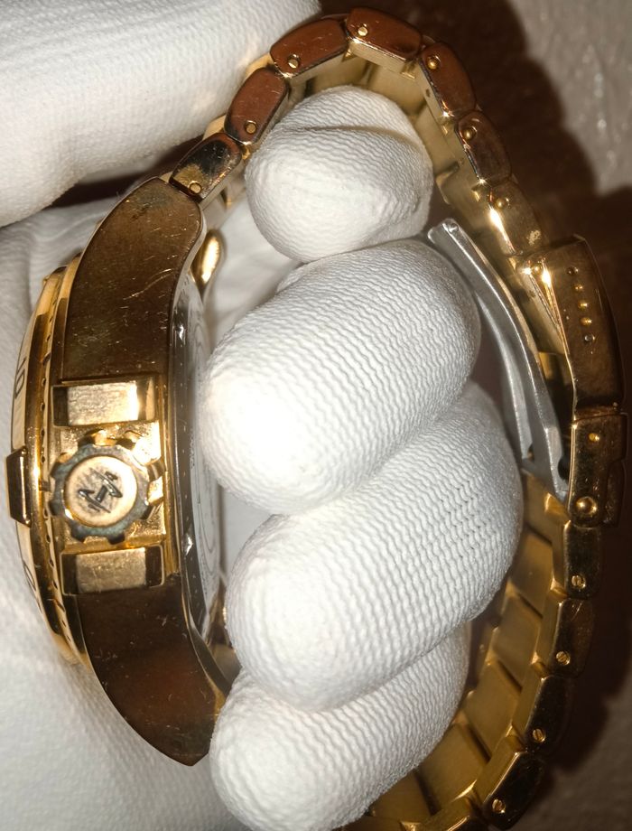 Montre invicta - photo numéro 2