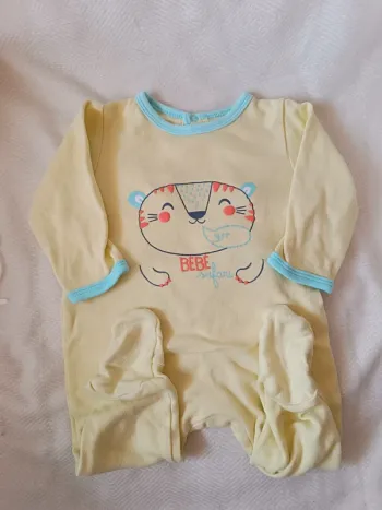 🎀 jolie pyjama jaune motif bébé safari taille 6 mois 🎀