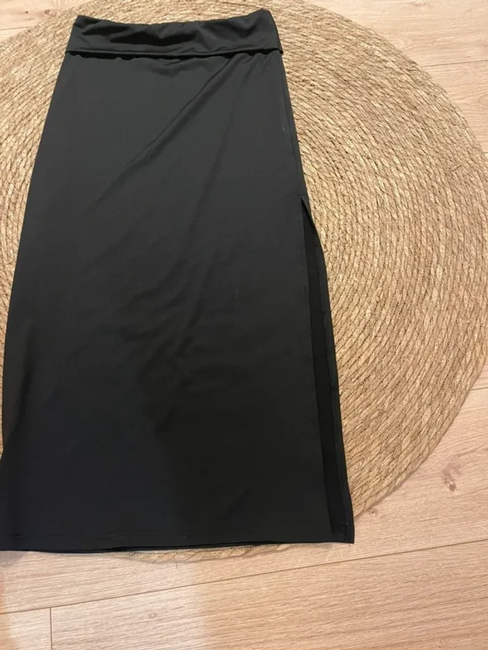 Jupe longue noire T36/38 - photo numéro 2