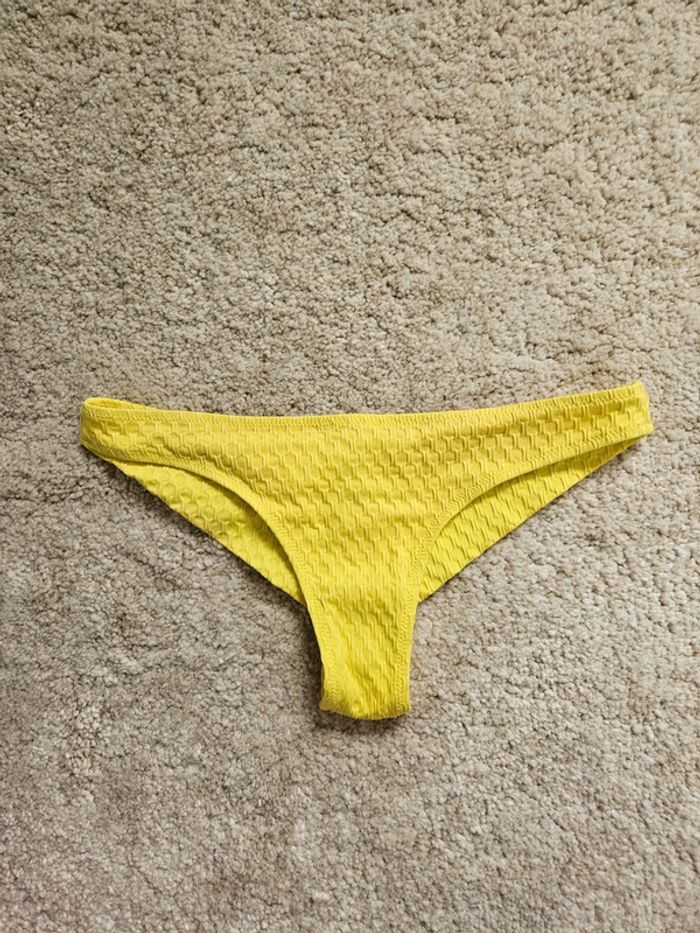 Tanga jaune Undiz