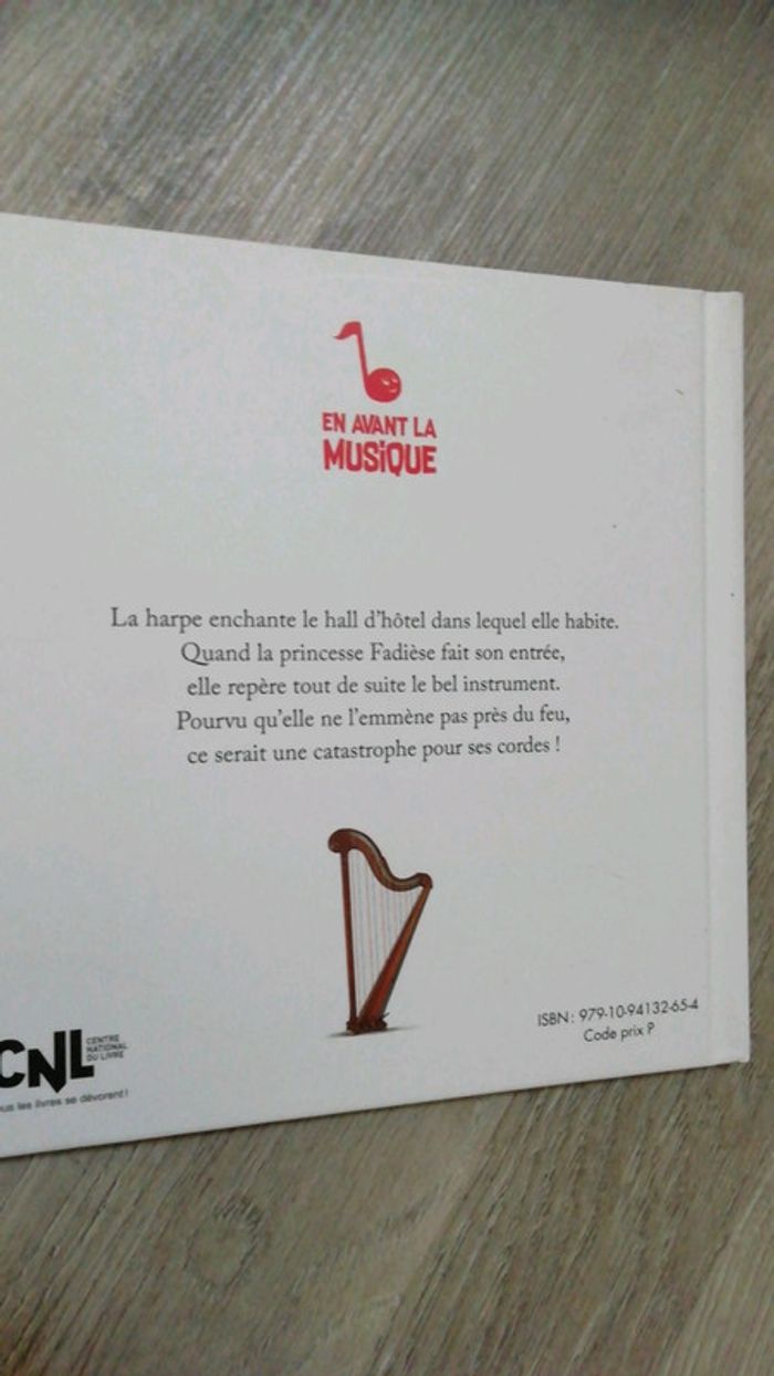 Concerto pour harpe chat et poney - photo numéro 2