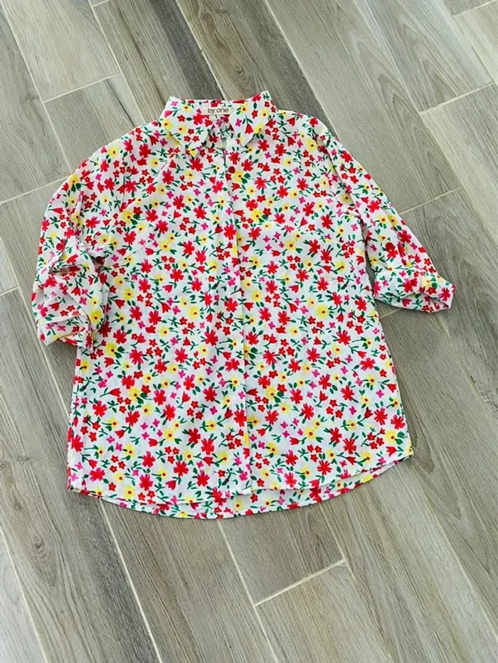 Chemisier femme blanc et fleuri t36/38