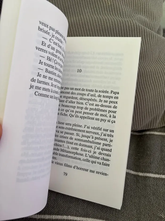 Livre ce monstre qui me ressemble - photo numéro 3