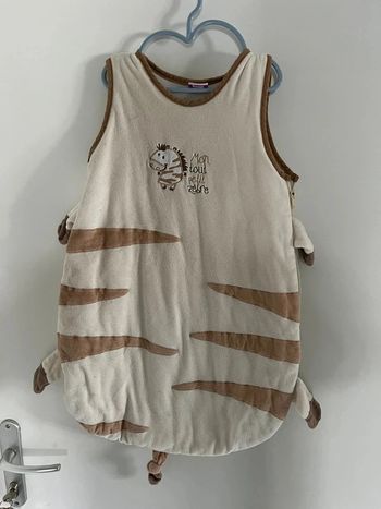 Gigoteuse bébé Petit à Petit – Thème zèbre – Douce et originale
