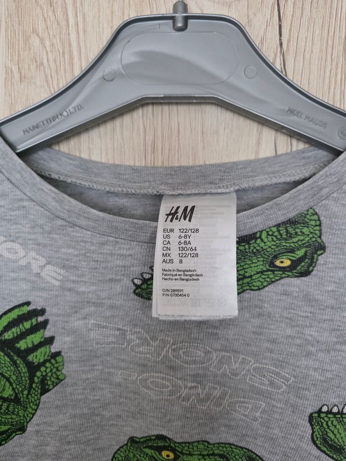 PYJAMA 2 PIÈCES GARÇON H&M TAILLE 6/8 ANS MOTIFS DINOSAURES - photo numéro 3