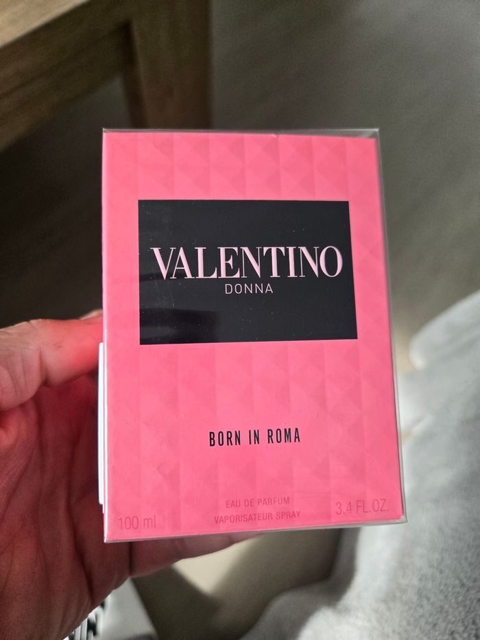 Parfum valentino born in roma