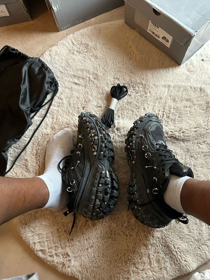 Balenciaga Bouncer Pierced - photo numéro 6