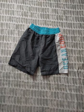 Short gris 10 ans