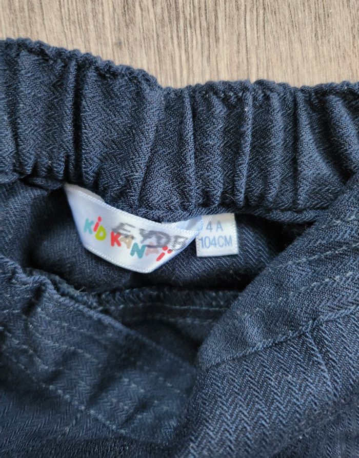 Short bleu marine fille 4 ans - photo numéro 3