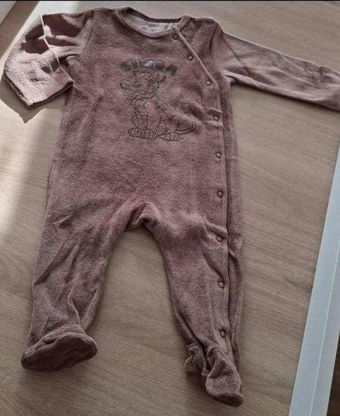 Pyjama 9 mois disney velours - photo numéro 2