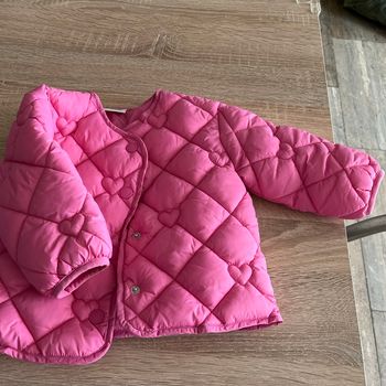 Veste matelassée rose neuve taille 18 mois