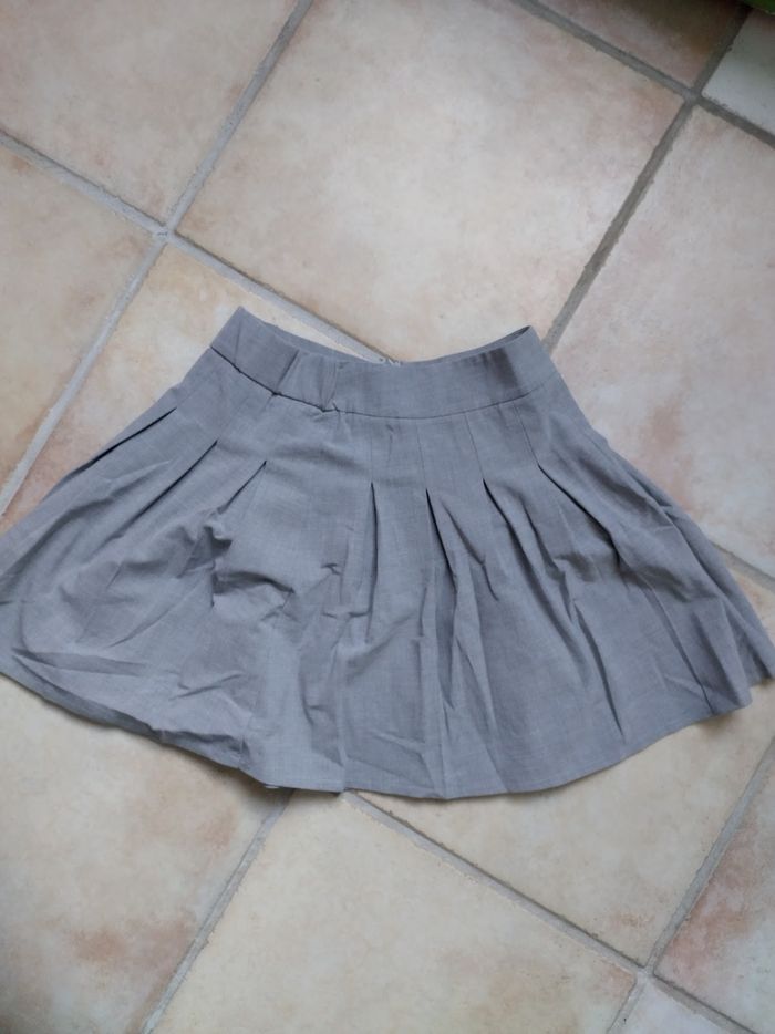 Jupe Stradivarius   Taille S - photo numéro 2