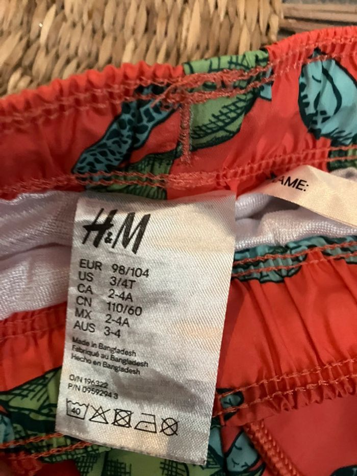 Lot de 2 shorts H&M en parfait état - photo numéro 3