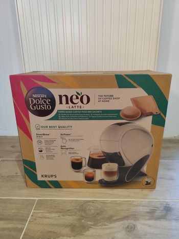 Cafetière dolce gusto neo neuve 