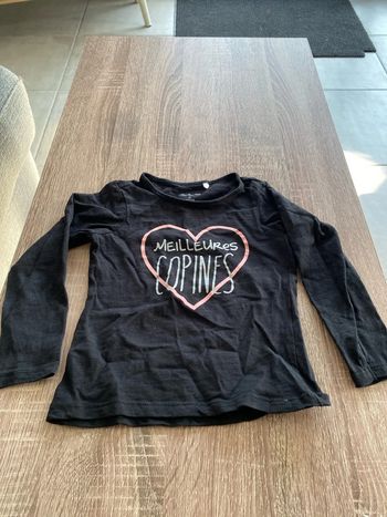 Teeshirt noir manches longues 4 ans
