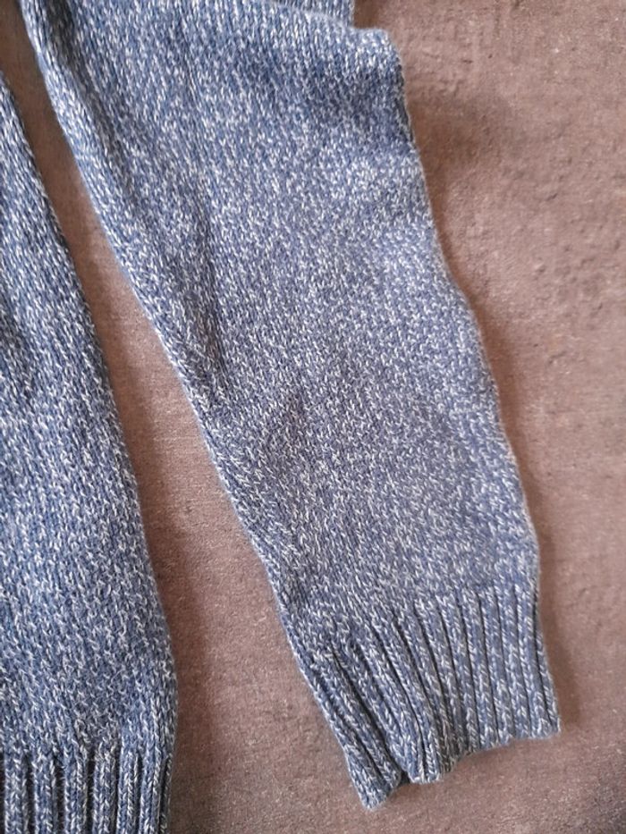 Pull bleu - photo numéro 3