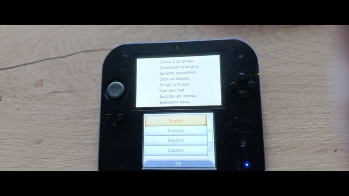 Nintendo 2DS - photo numéro 2