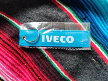 Porte clé tissus iveco