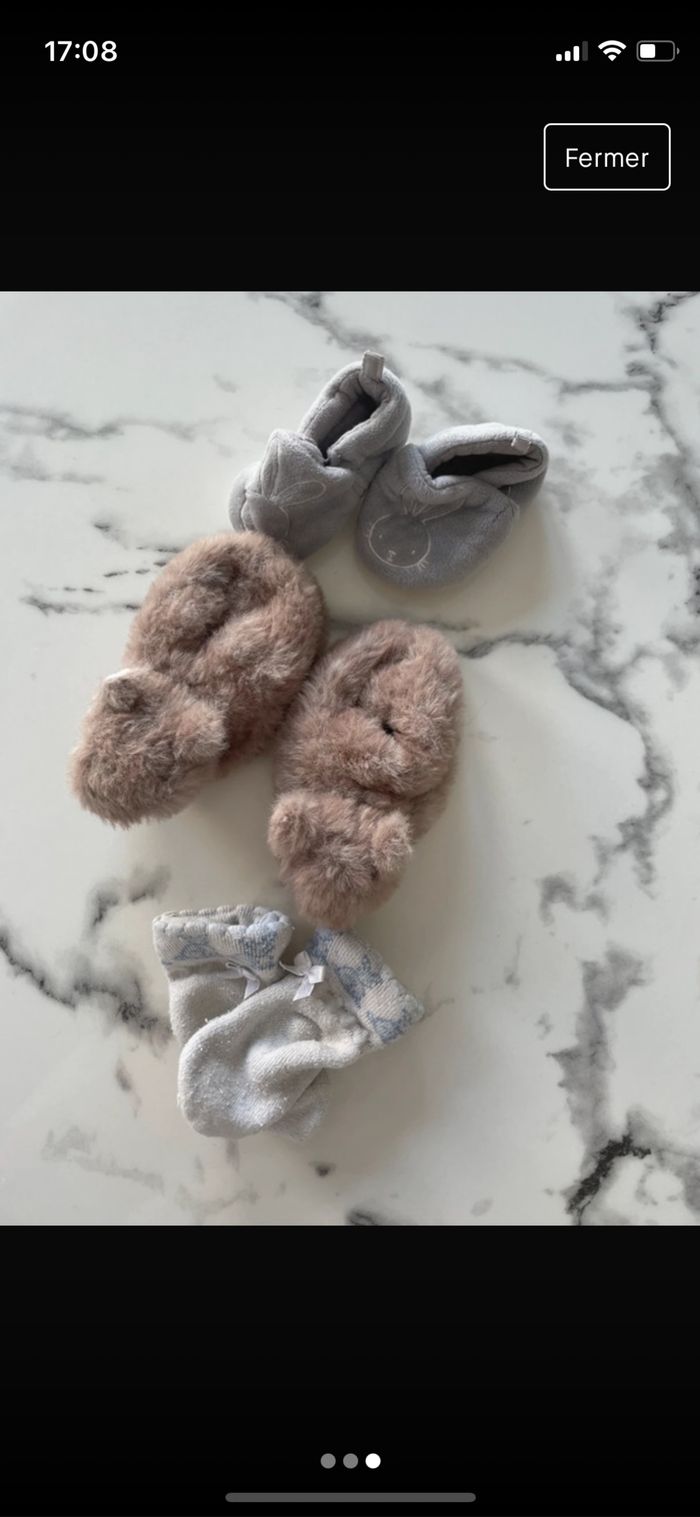 Lots bodies 1 mois + chaussons offert - photo numéro 3