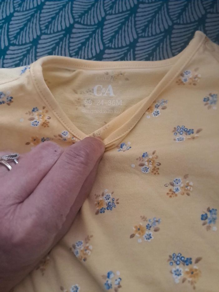 T-shirt de la marque C&A 24 36 mois - photo numéro 3