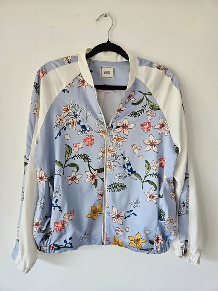 Veste légère fleurie blanche et bleue Pimkie taille 38 / M
