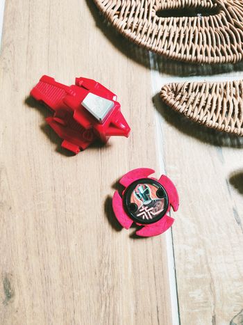 ⭐ Power rangers ninja steel petit lanceur de badges/ étoiles ishiban avec étoile rouge marque bandai