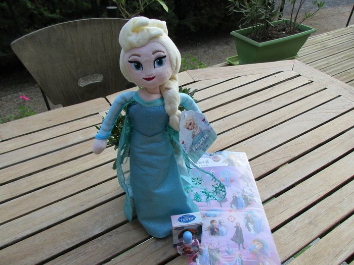 poupée elsa reine des neiges nve+mini parfum nf+stickers nfs - photo numéro 2