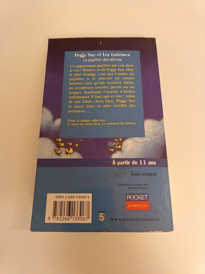 Livre " Peggy Sue et les fantômes" - photo numéro 2