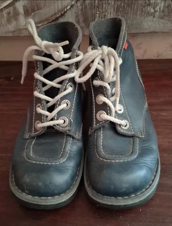 Chaussures Kickers taille 35