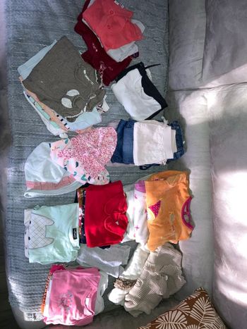 Lot vêtements fille 1 an