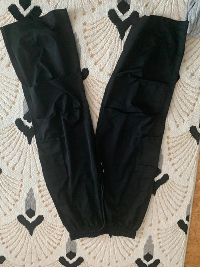 Cargo noir avce poche pour fille ou femme shein