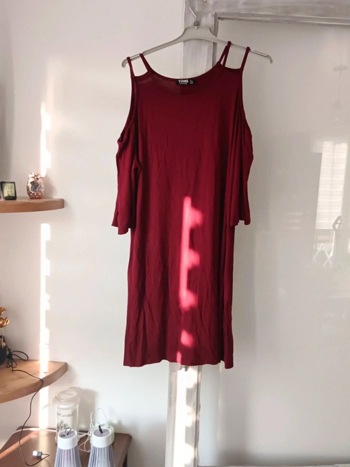 Magnifique robe oversize épaules dénudées taille 46
