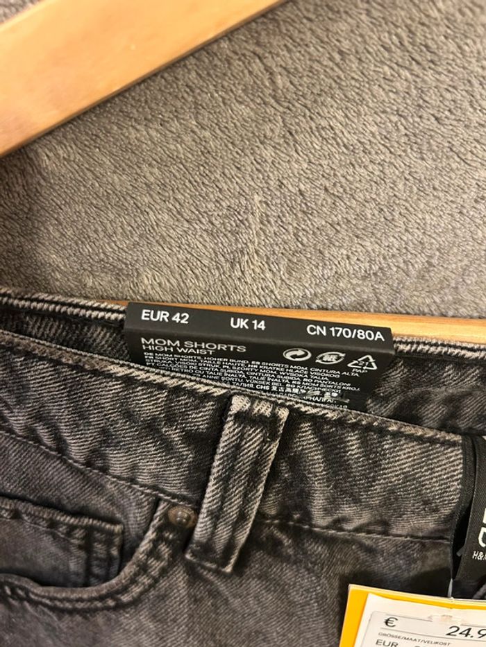 🖤 Short noir jean H&M neuf avec étiquette taille 42 🖤 - photo numéro 3